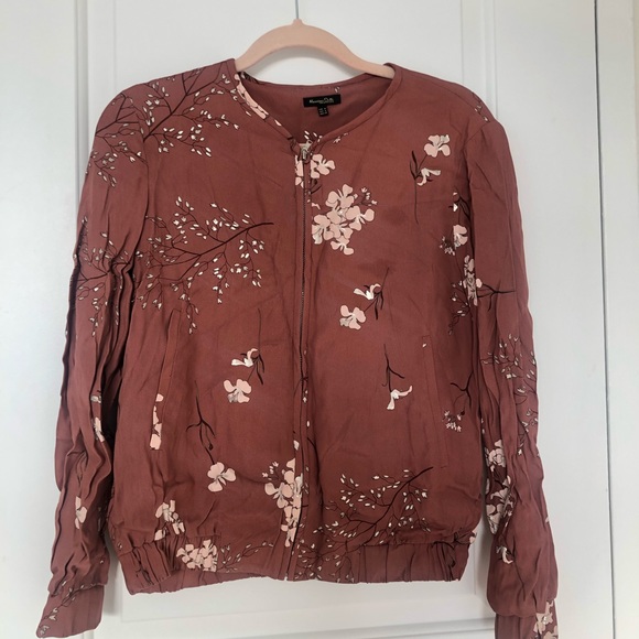 Floral Bomber with Zipper - Picture 2 of 5